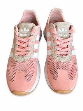 adidas Pink and White Lightweight Mesh Sneakers - Size 8 - in good condition